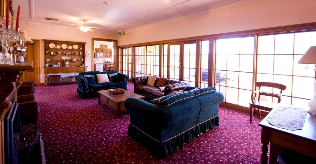 Ranelagh House Hotel Dubbo Bagian luar foto